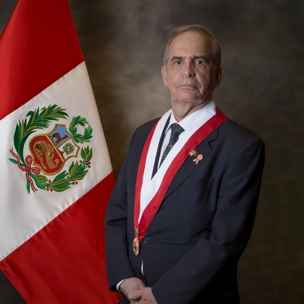 ROBERTO ENRIQUE CHIABRA LEÓN