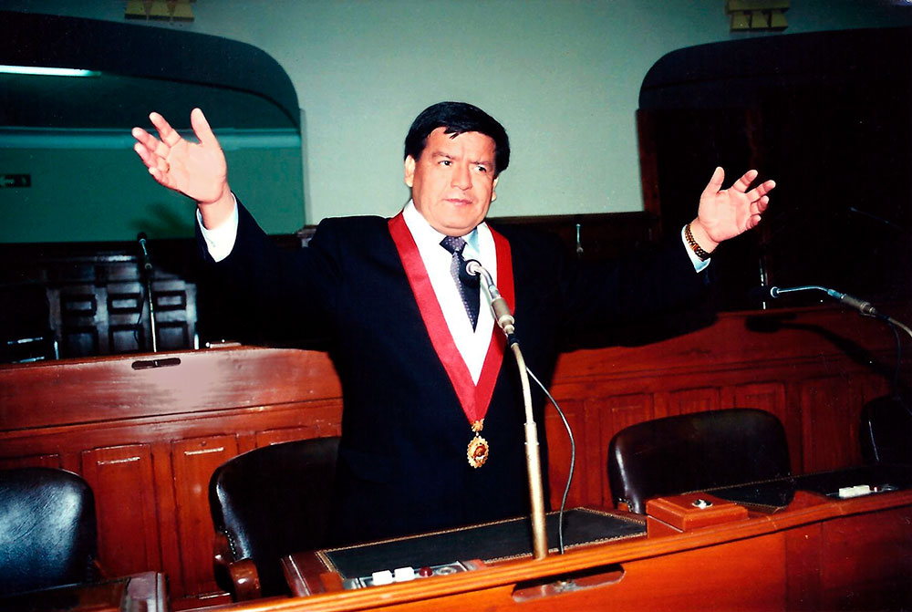 César Acuña recorre la región Loreto para apoyar a sus candidatos