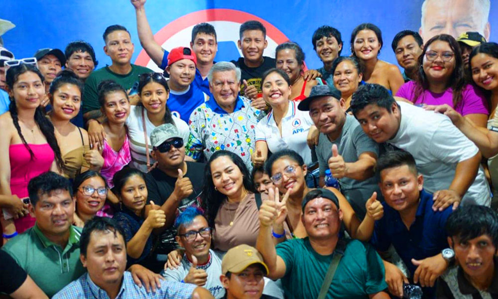 César Acuña en la inauguración de Alianza Para el Progreso