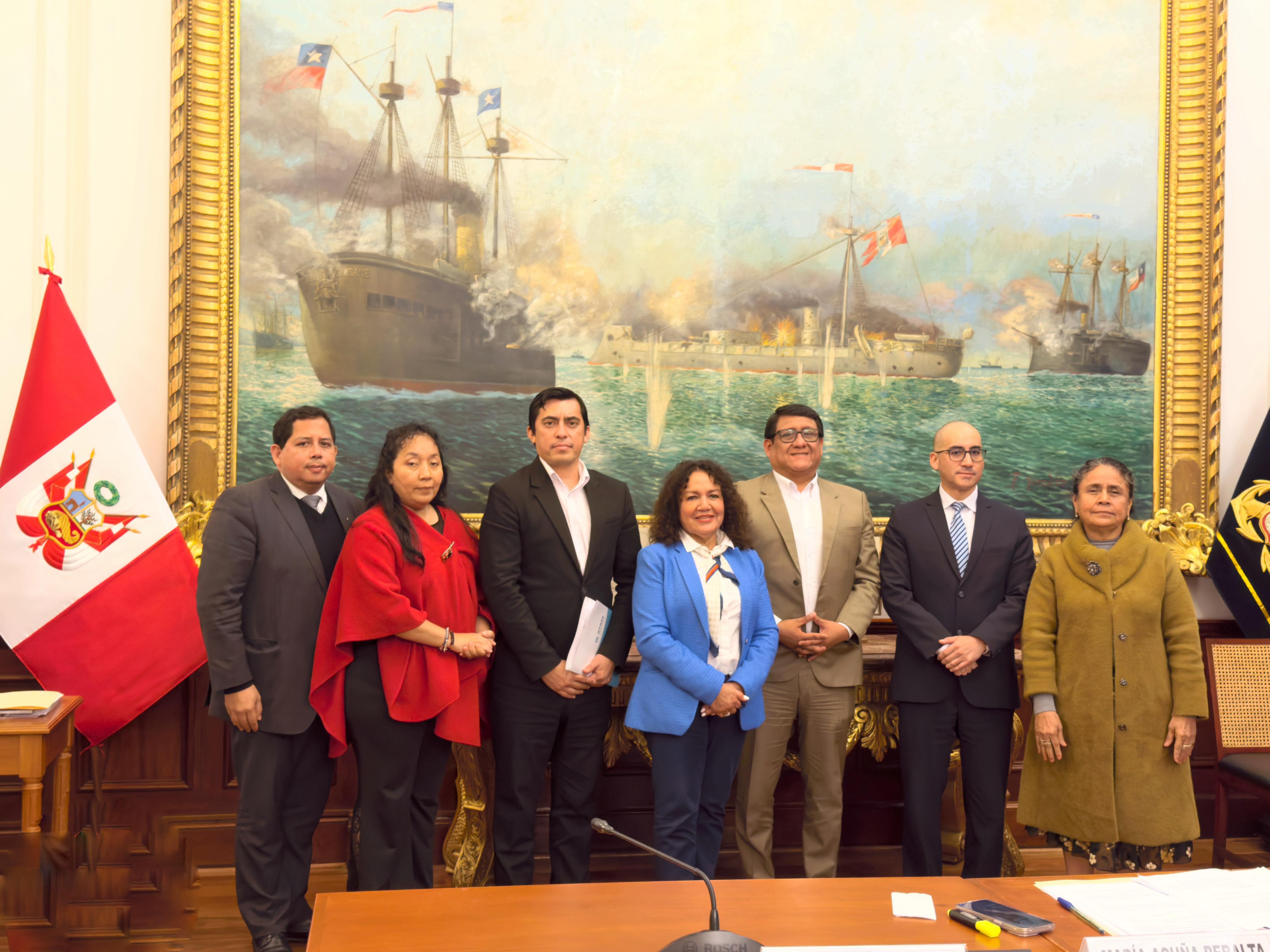 Comisión de Vivienda reafirma el compromiso de fiscalizar el funcionamiento de las EPS en el país